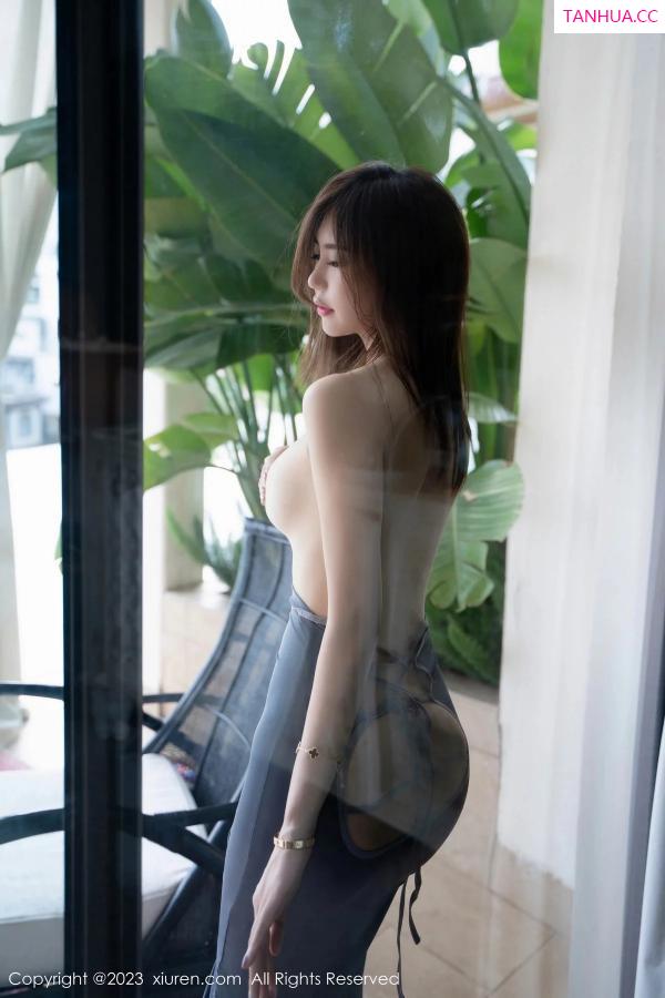 綺裡嘉 绮里嘉 [XiuRen]高清写真图 2023.12.15 No.7814 绮里嘉ula 敦煌旅拍第23张图片